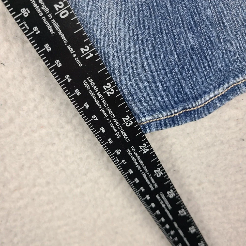 Buckle Jeans Womens 30 Blue Harper Capri Medium Wash BKE Denim *